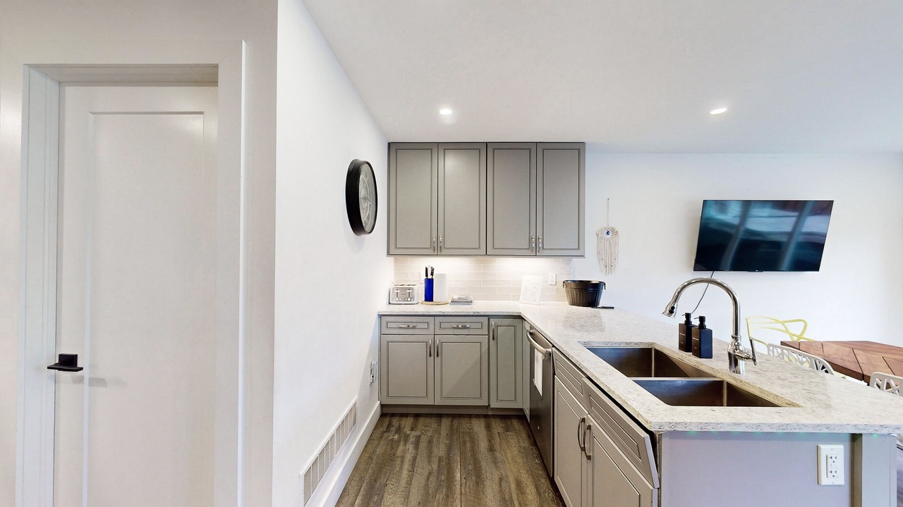 Photo of Kitchen in Grand Bend