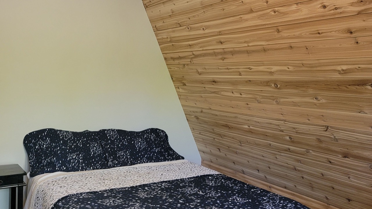 Photo of Bedroom in Richwood