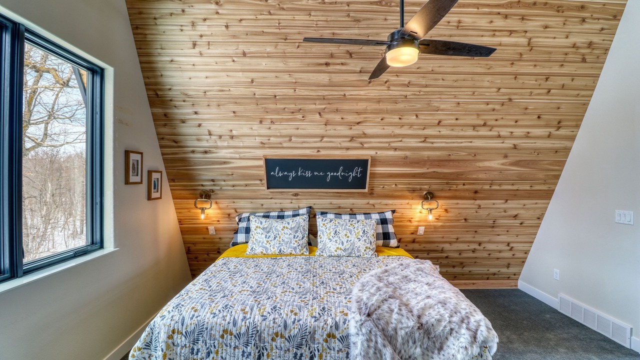 Photo of Bedroom in Richwood