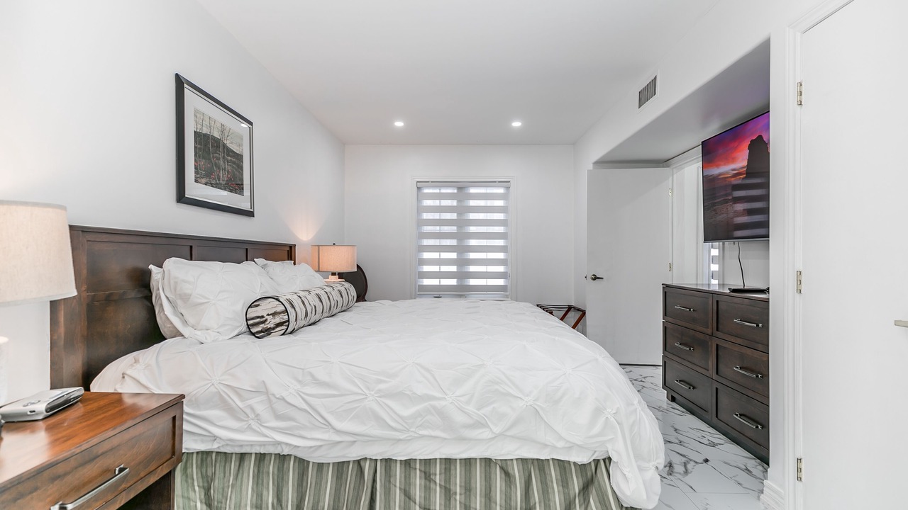 Photo of Bedroom in Oro-Medonte