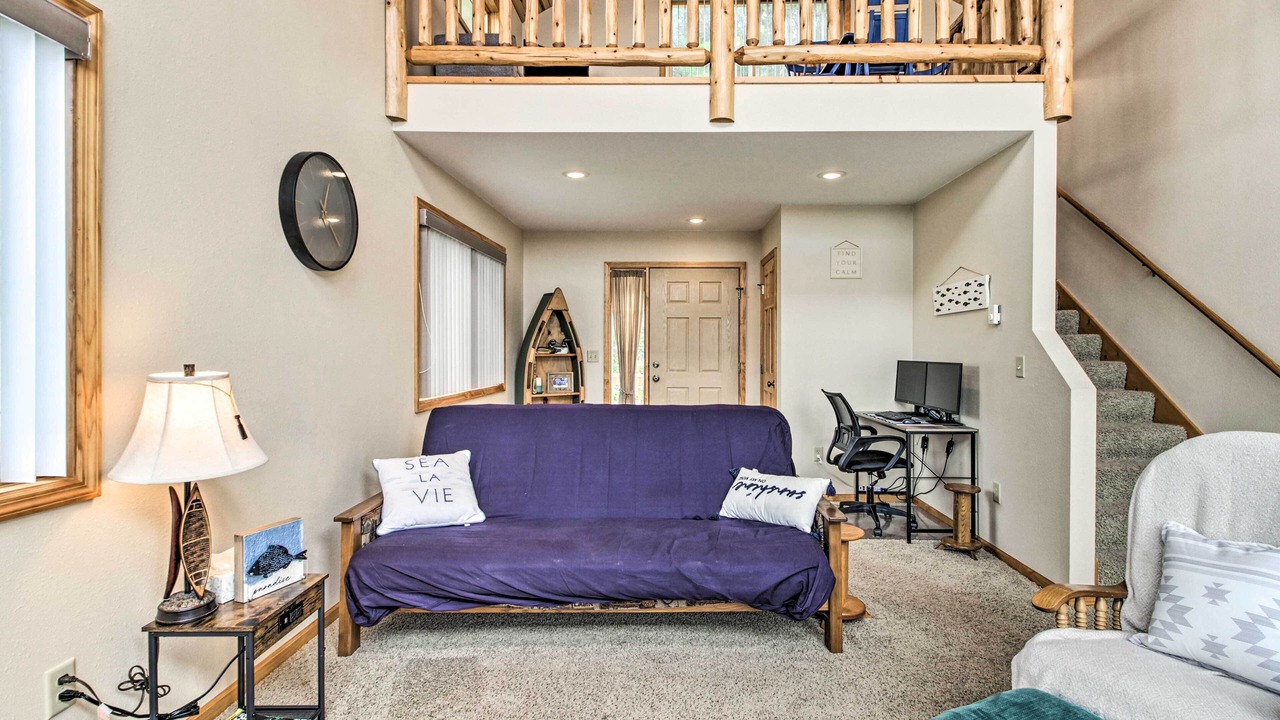 Photo of Livingroom in Motley