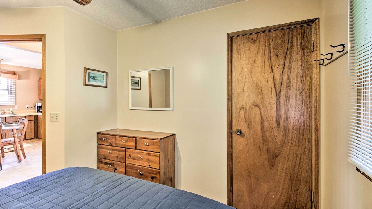 Photo of Bedroom in Motley