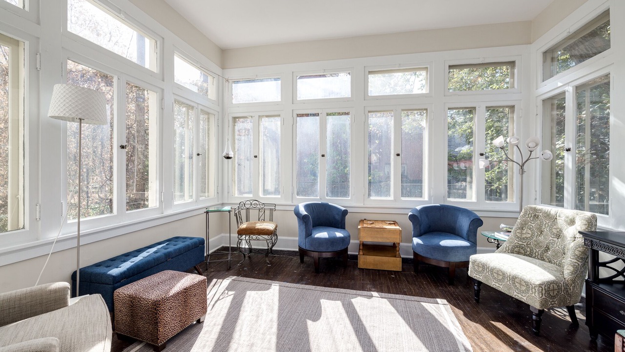 Photo of Bedroom in Summit - University