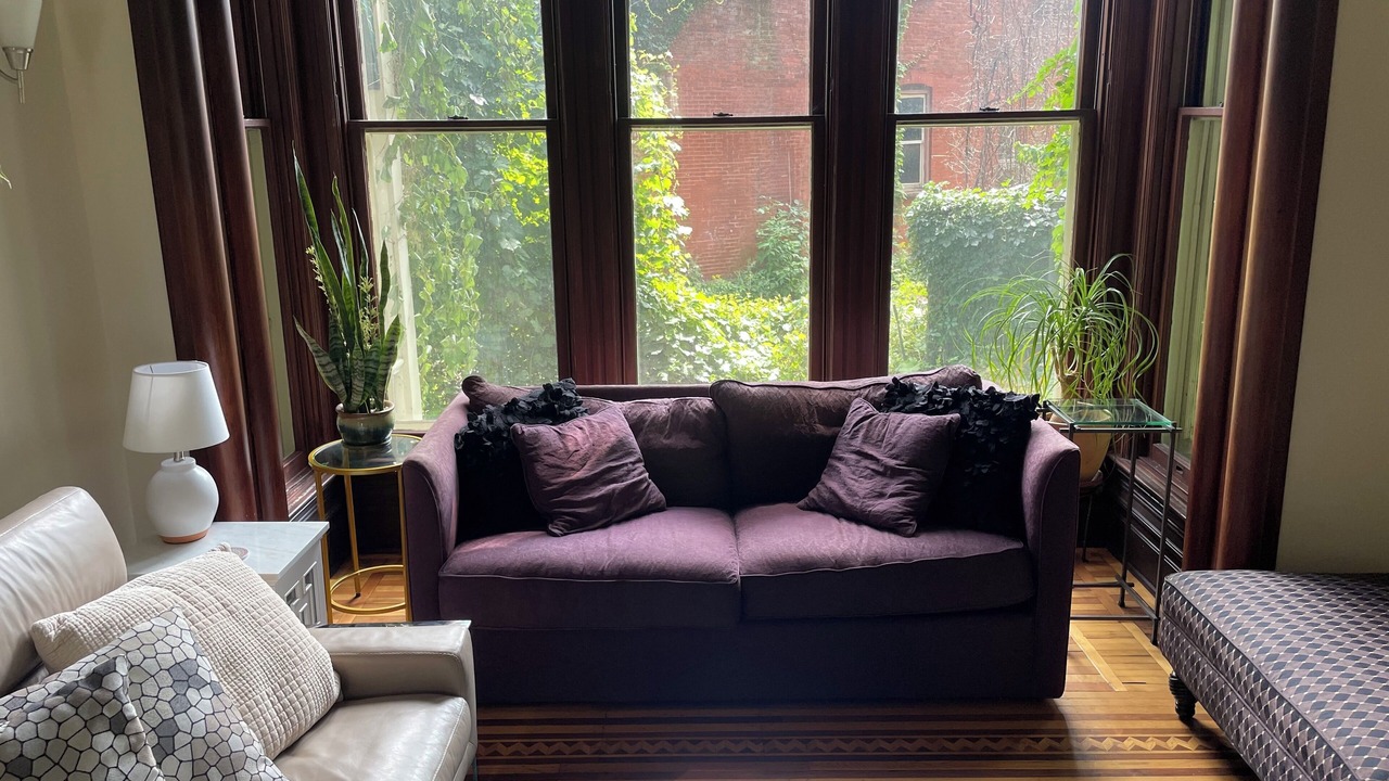 Photo of Bedroom in Summit - University