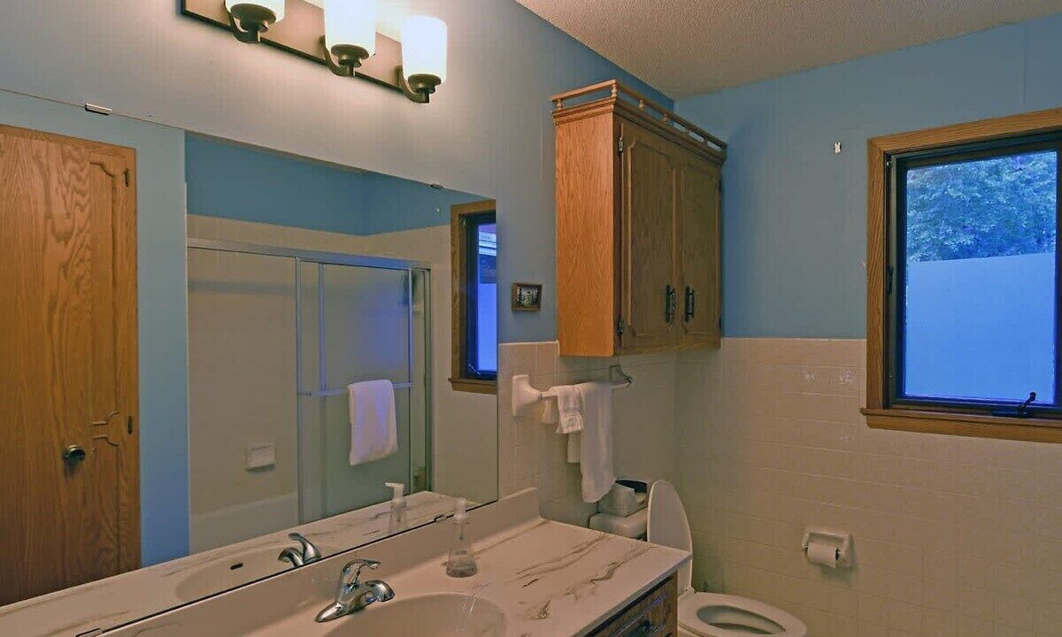 Photo of Bathroom in Cormorant