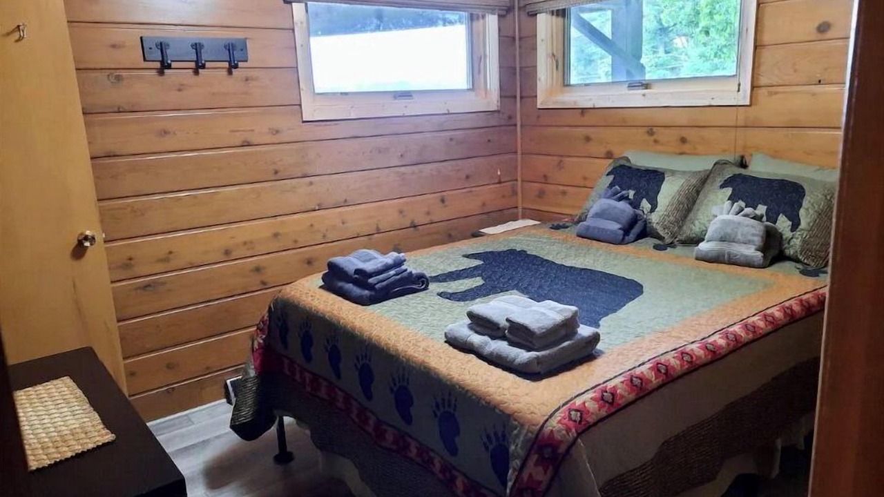 Photo of Bedroom in International Falls