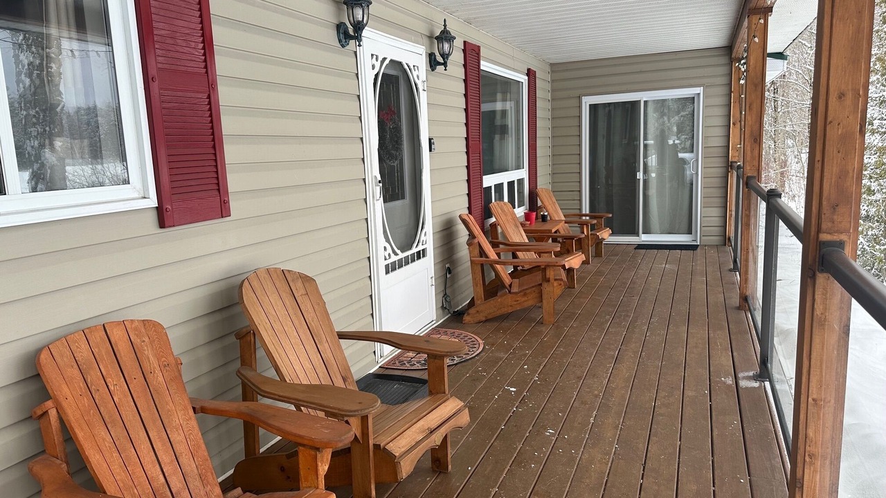 Photo of Patio Balcony in Marmora and Lake