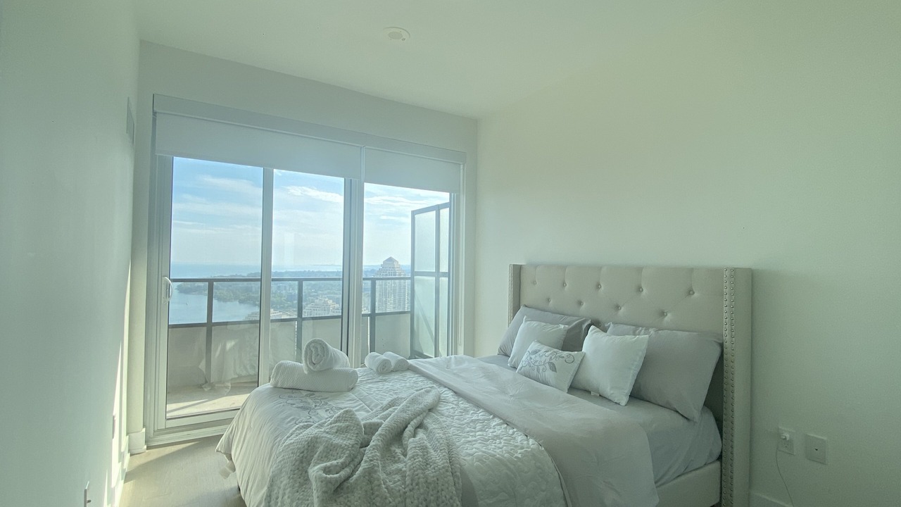 Photo of Bedroom in Humber Bay