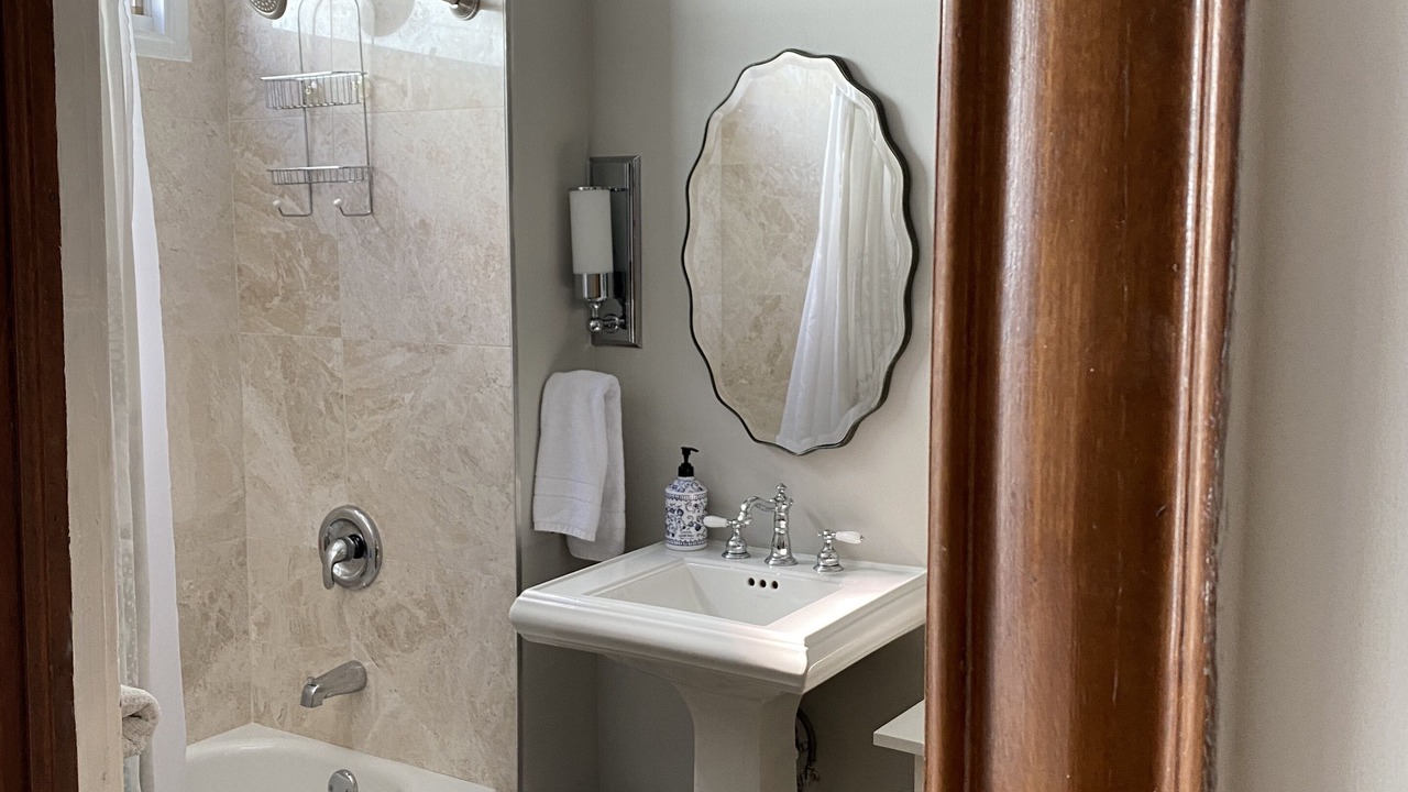 Photo of Bathroom in Whittier