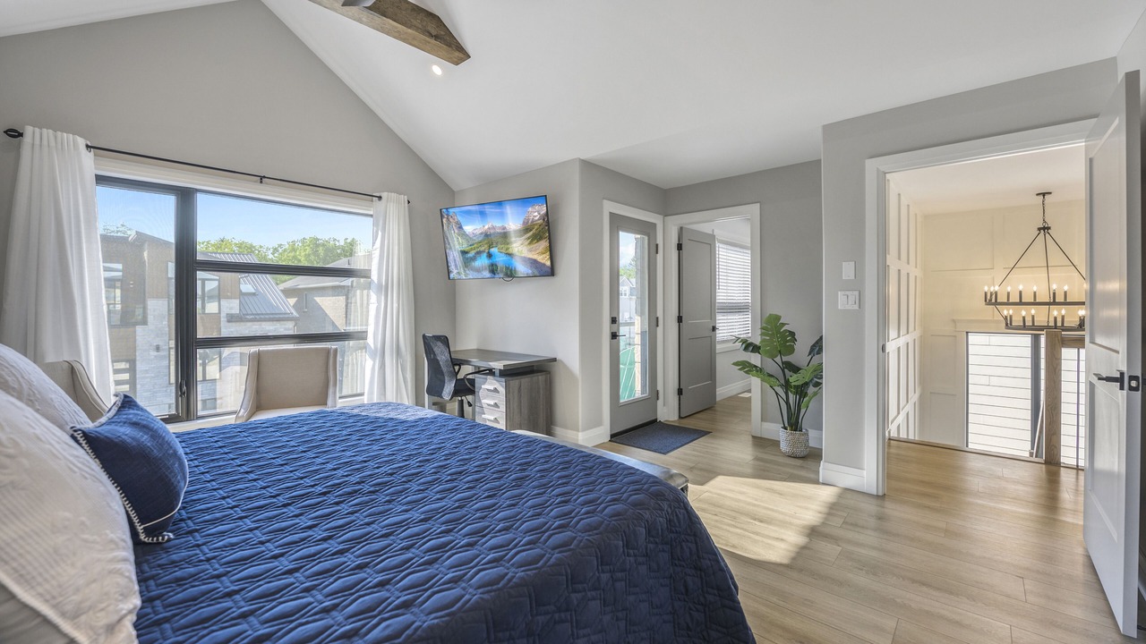 Photo of Bedroom in Grand Bend