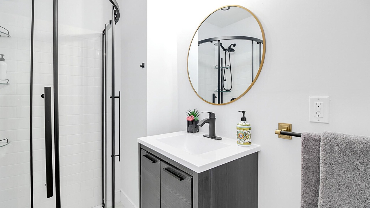 Photo of Bathroom in Pointe aux Roches