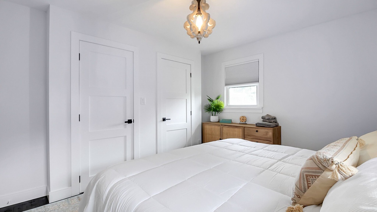 Photo of Bedroom in Pointe aux Roches