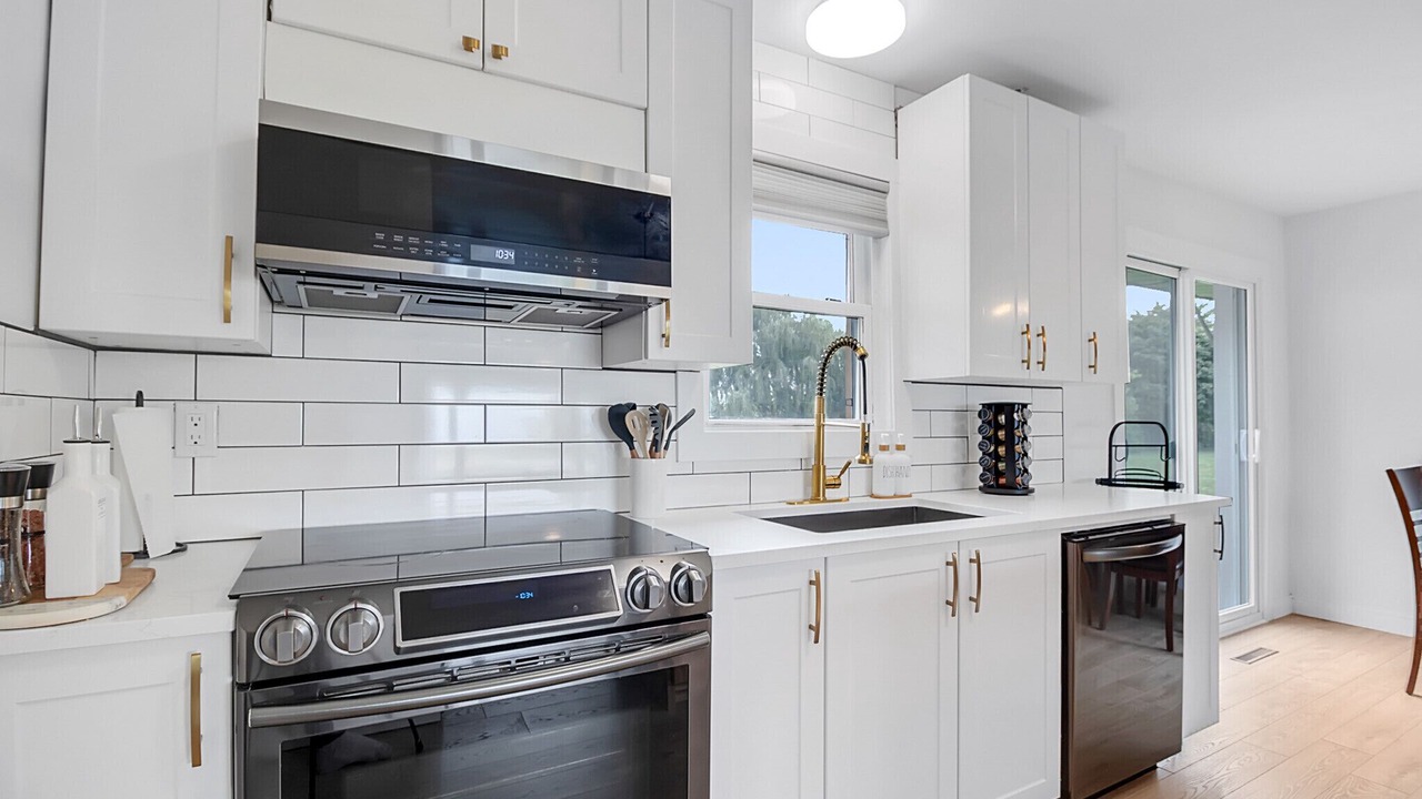 Photo of Kitchen in Pointe aux Roches