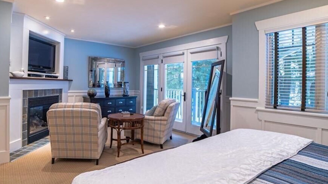 Photo of Bedroom in Baysville