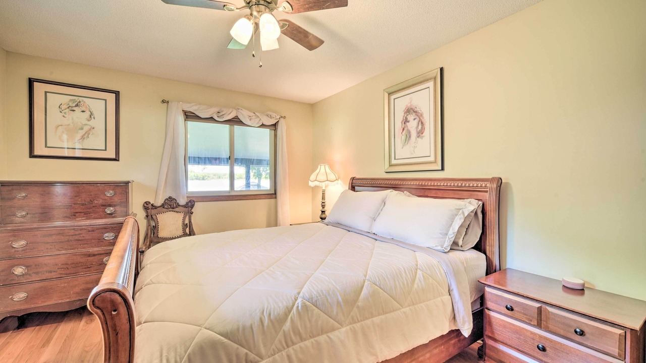 Photo of Bedroom in Centerville