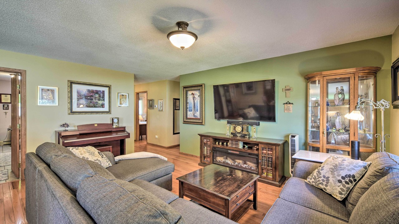 Photo of Livingroom in Centerville