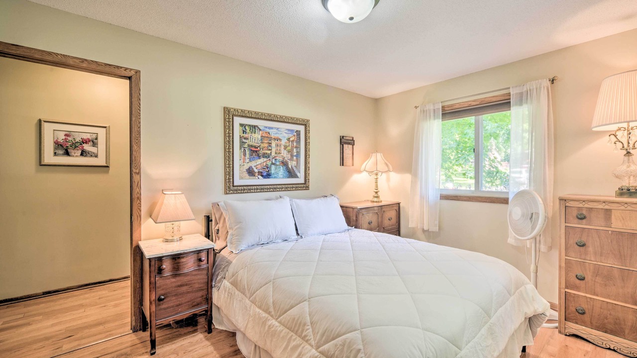 Photo of Bedroom in Centerville