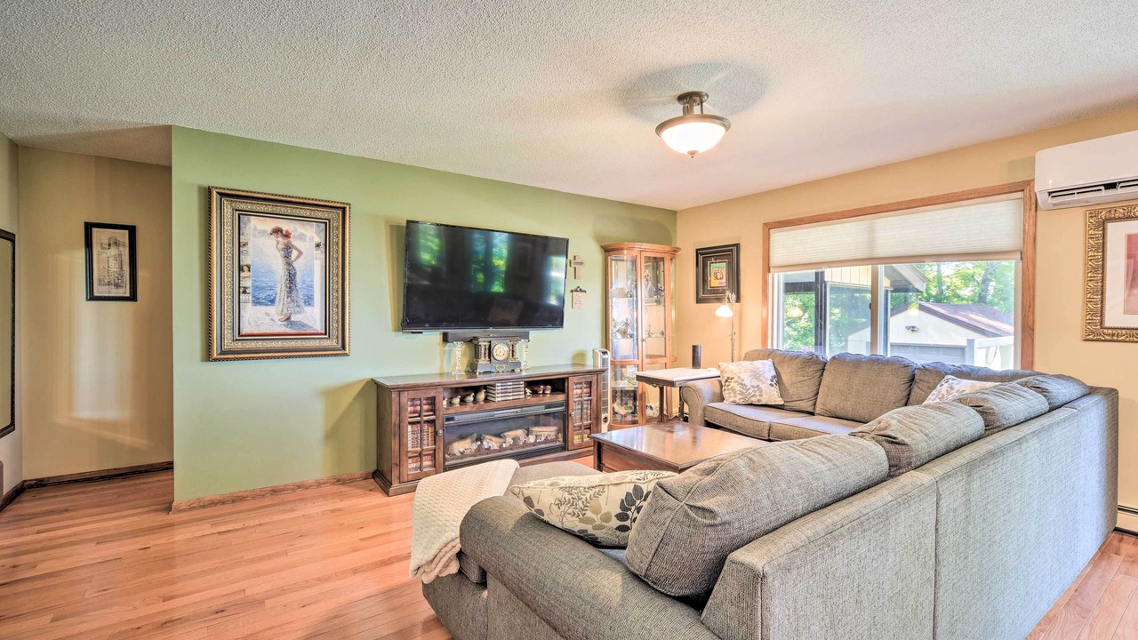 Photo of Bedroom in Centerville