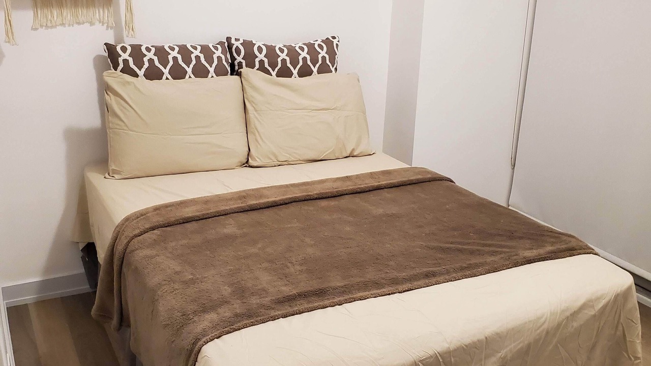 Photo of Bedroom in Briar Hill - Belgravia