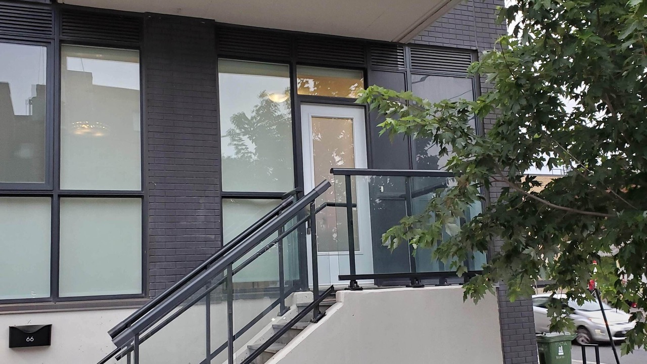 Photo of Outdoor in Briar Hill - Belgravia