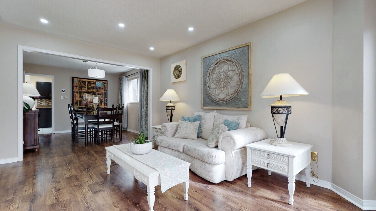 Photo of Livingroom in Whitby