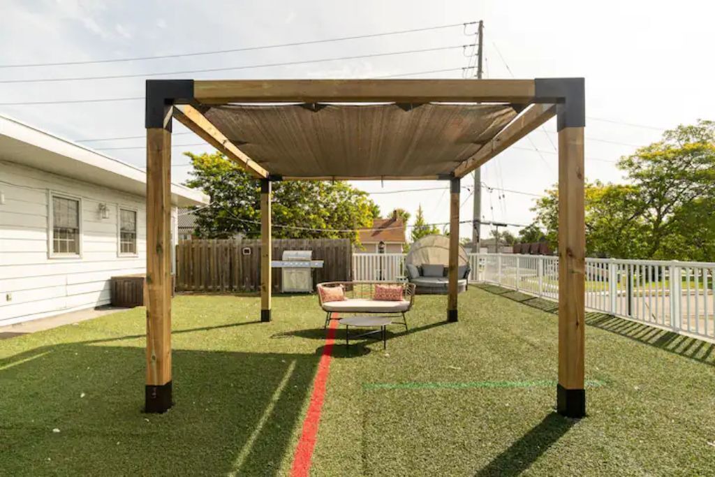 Photo of Outdoor in Belleville