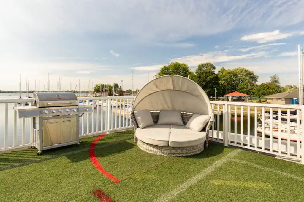 Photo of Outdoor in Belleville