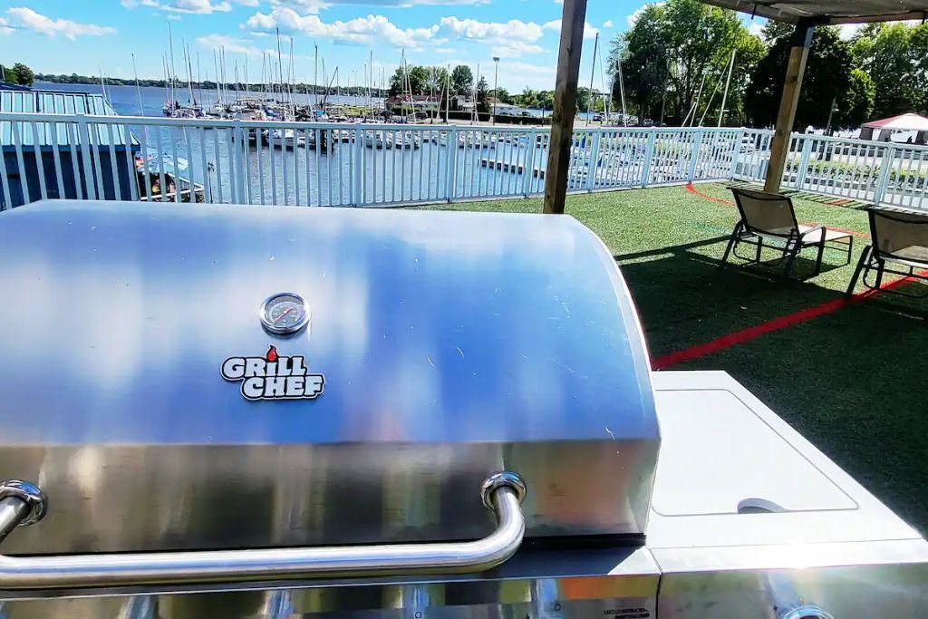 Photo of Outdoor in Belleville