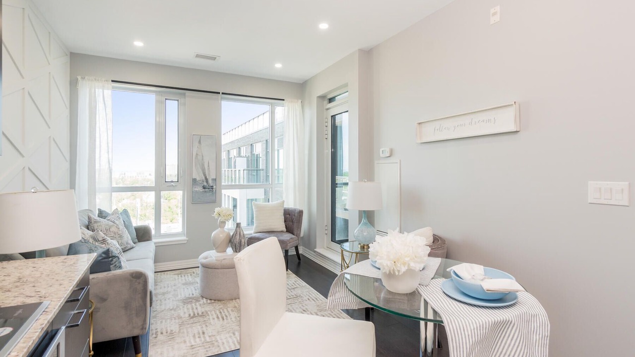 Photo of Livingroom in Toronto