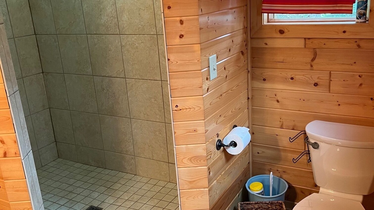 Photo of Bathroom in Aitkin
