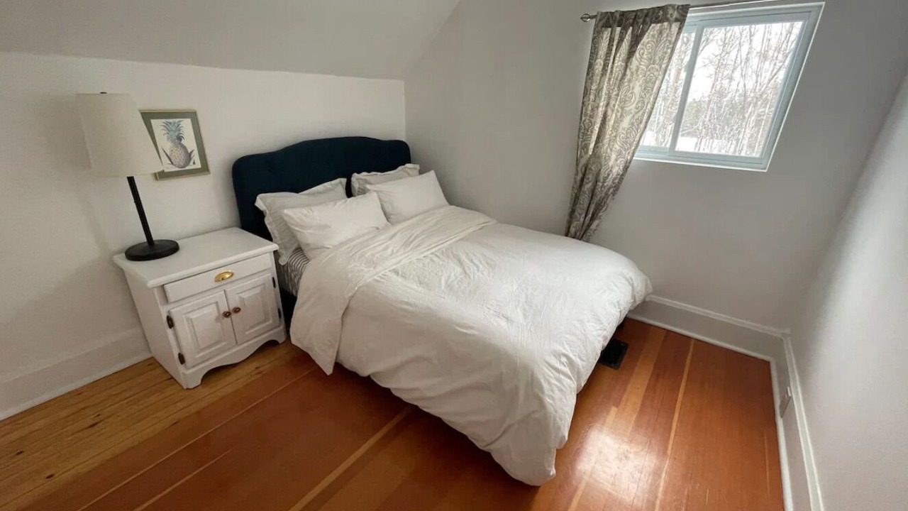 Photo of Bedroom in Markdale