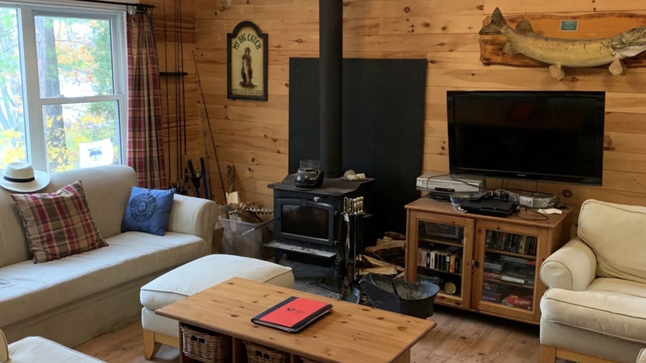 Photo of Livingroom in Havelock-Belmont-Methuen