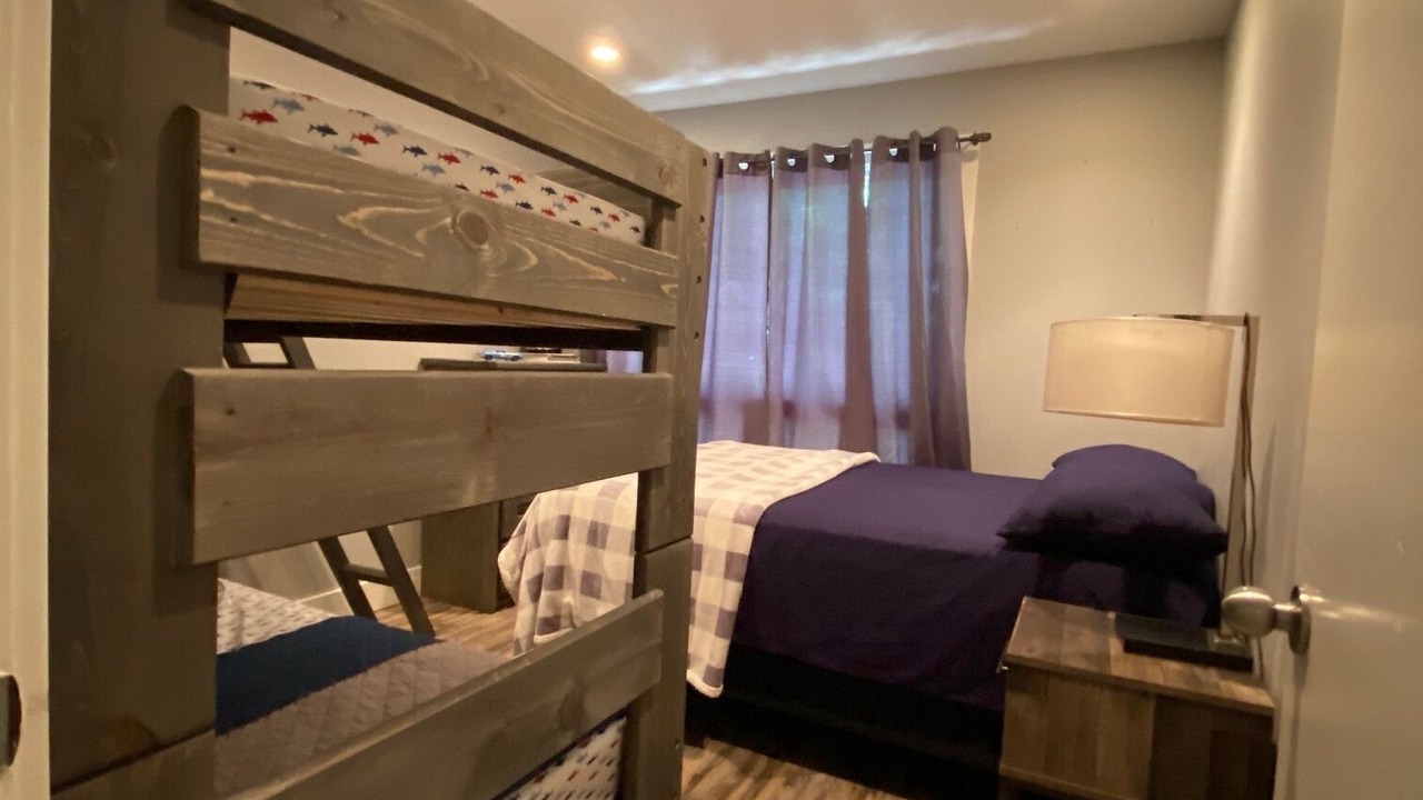Photo of Bedroom in Grand Bend