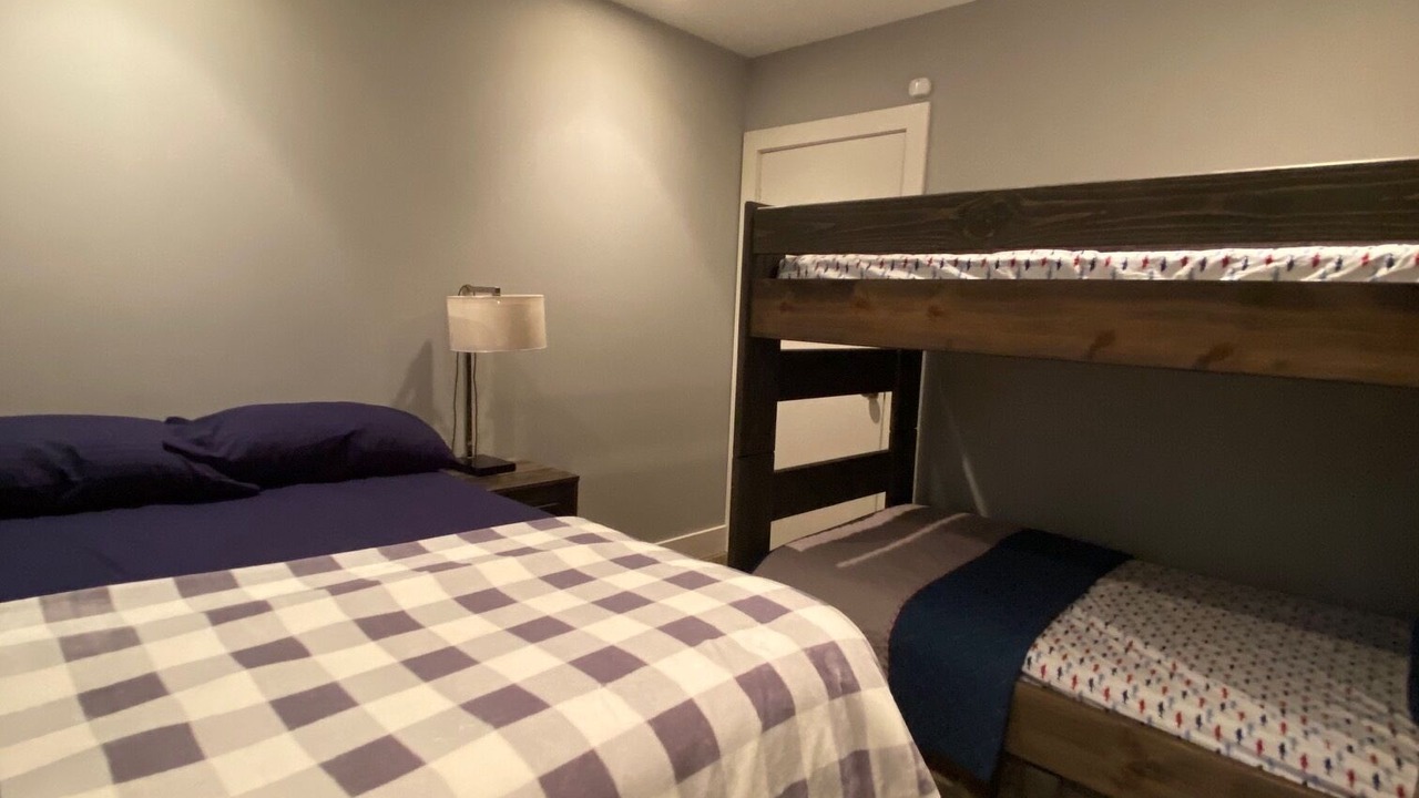 Photo of Bedroom in Grand Bend