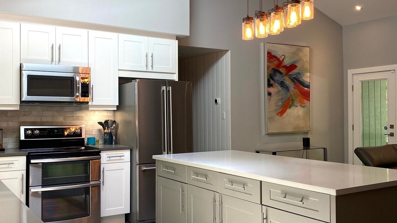 Photo of Kitchen in Grand Bend