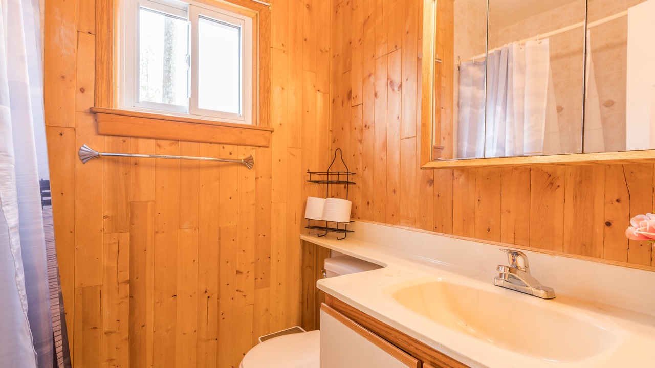 Photo of Bathroom in Selwyn