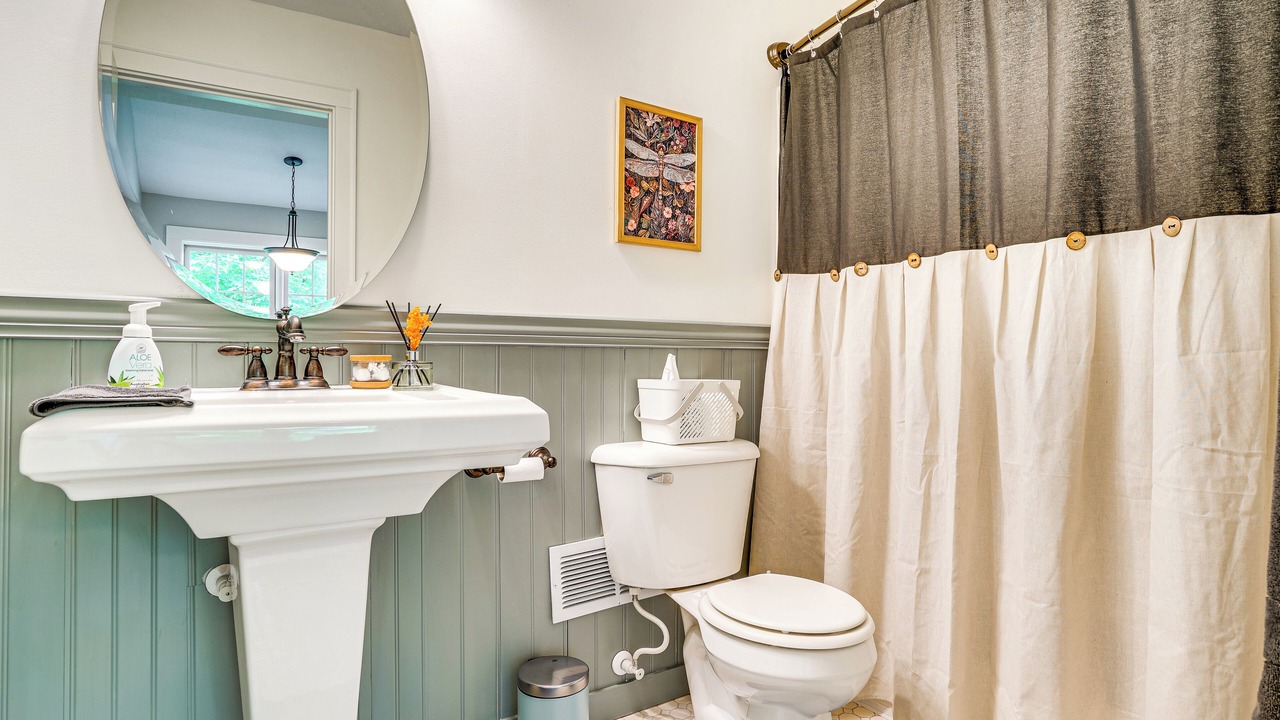 Photo of Bathroom in Taylors Falls