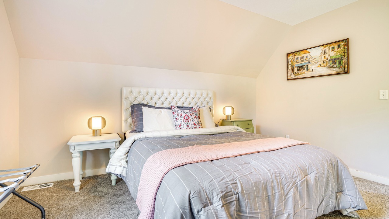 Photo of Bedroom in Taylors Falls