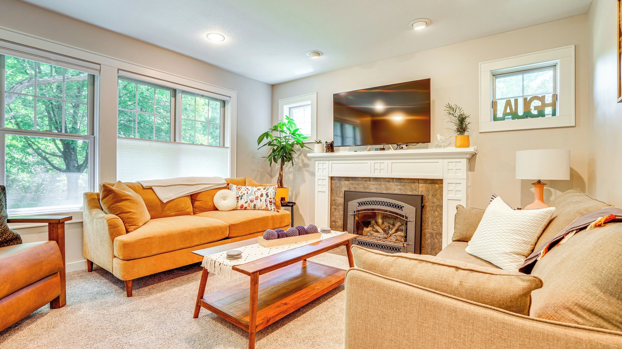 Photo of Livingroom in Taylors Falls