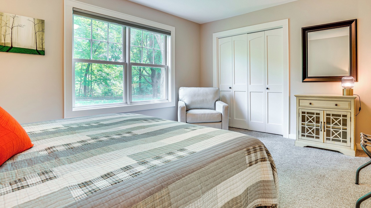 Photo of Bedroom in Taylors Falls