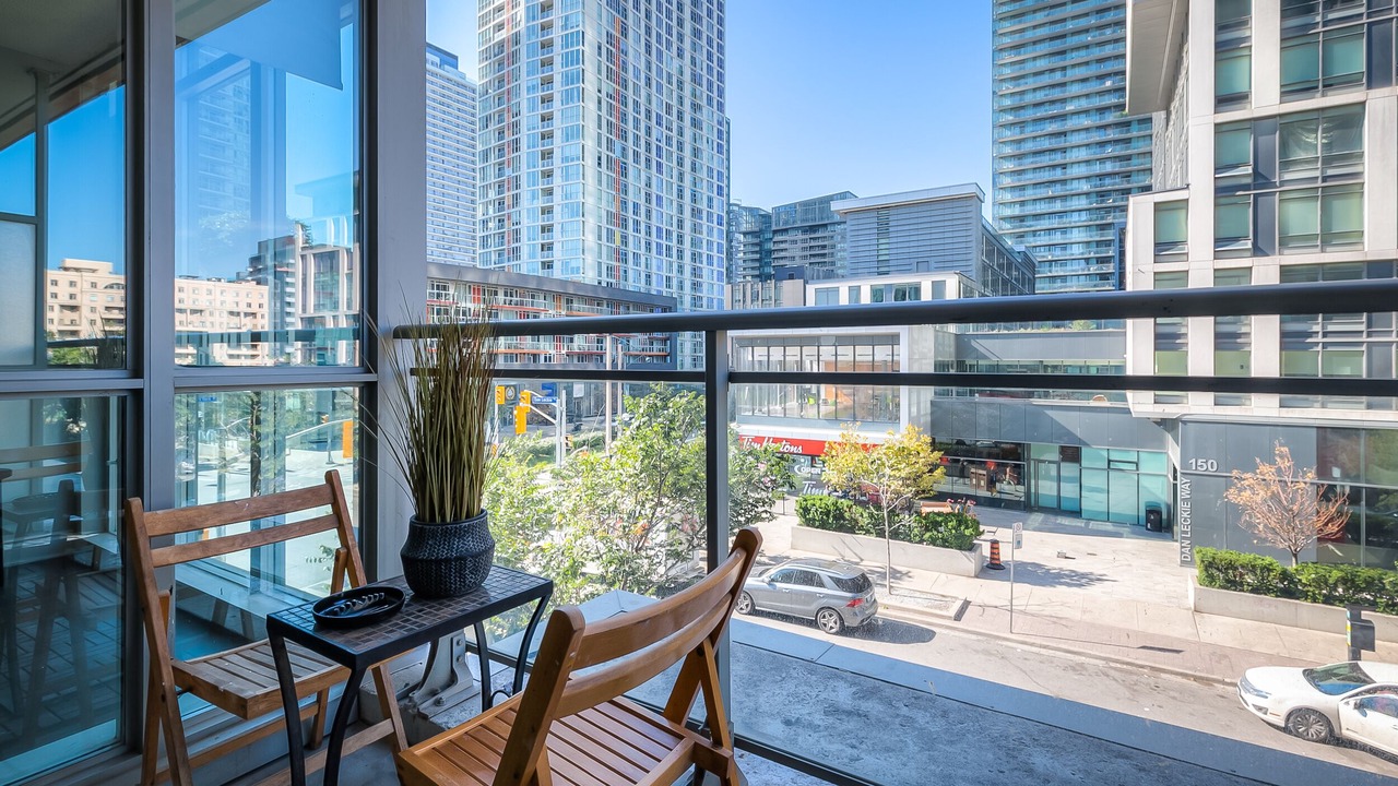 Photo of Patio Balcony in Fort York