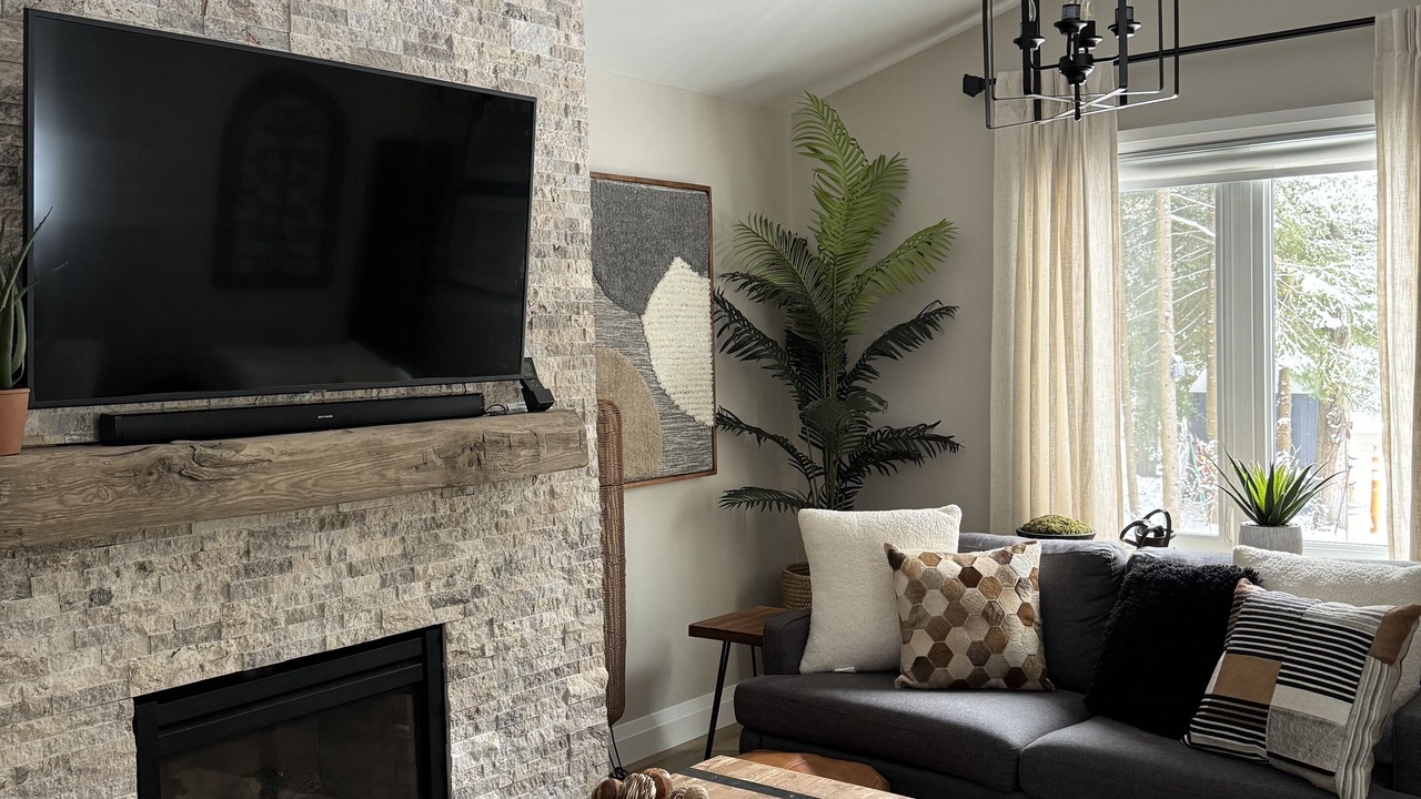 Photo of Livingroom in Tiny