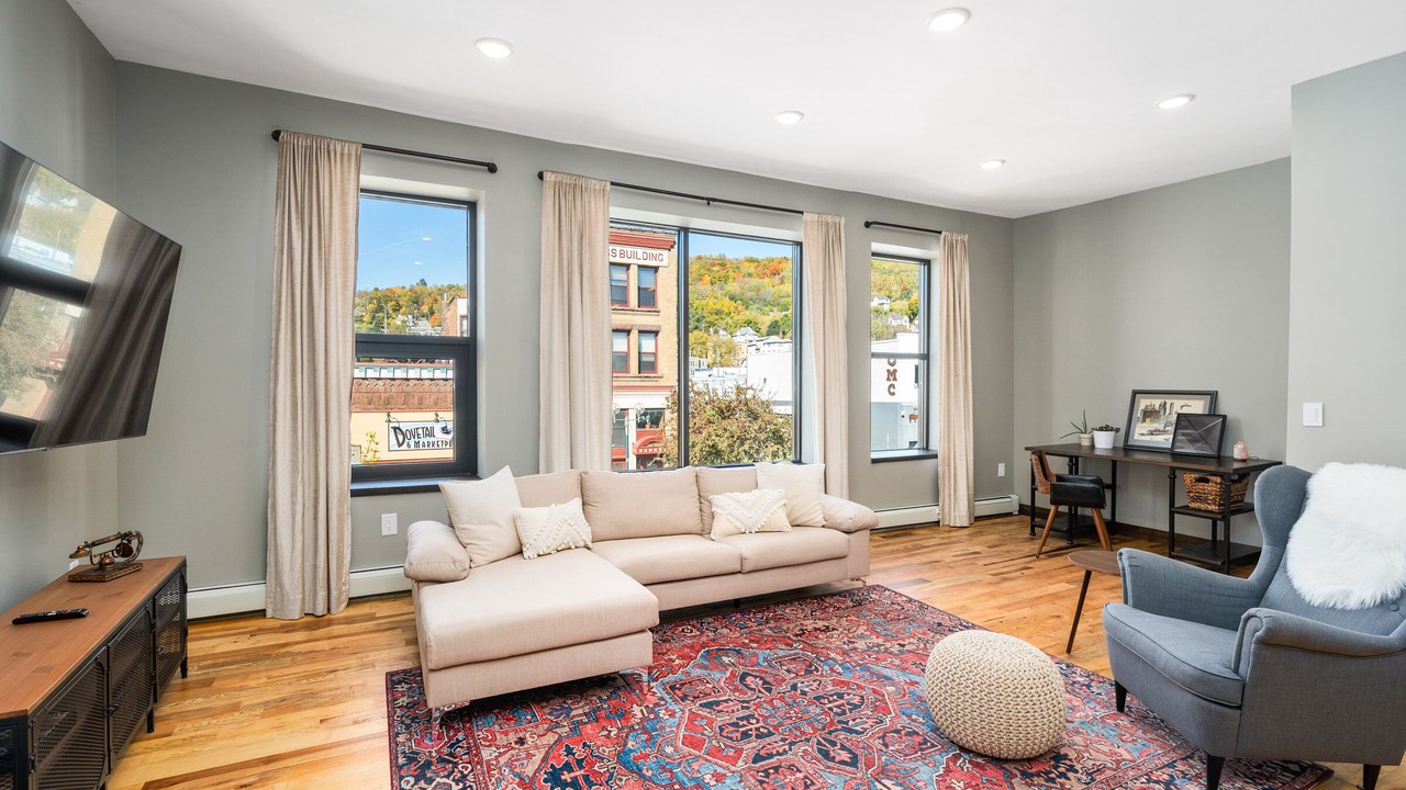 Photo of Livingroom in Duluth
