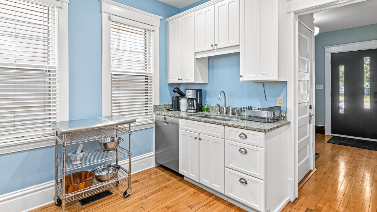 Photo of Kitchen in Linden Hills