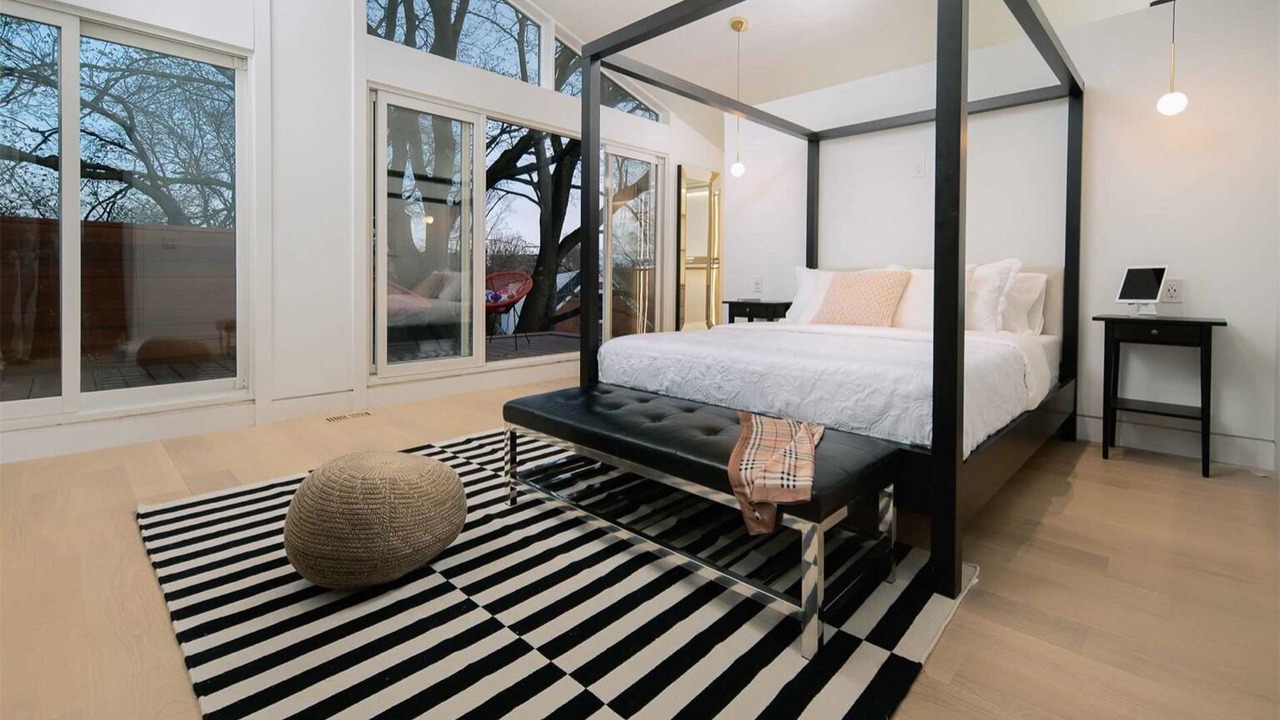 Photo of Bedroom in Willowdale
