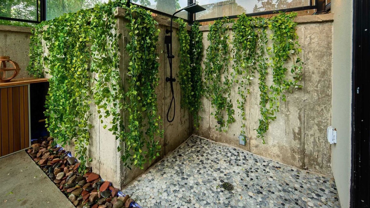 Photo of Outdoor in Willowdale
