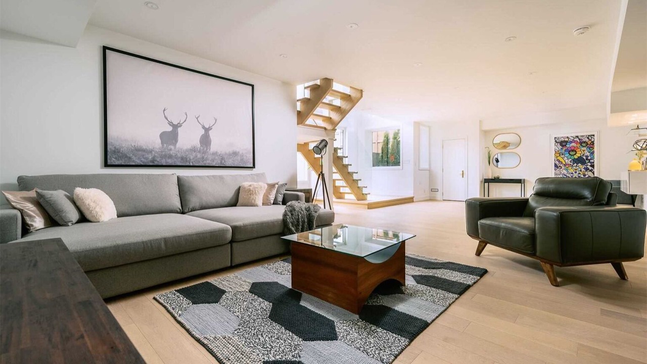 Photo of Livingroom in Willowdale