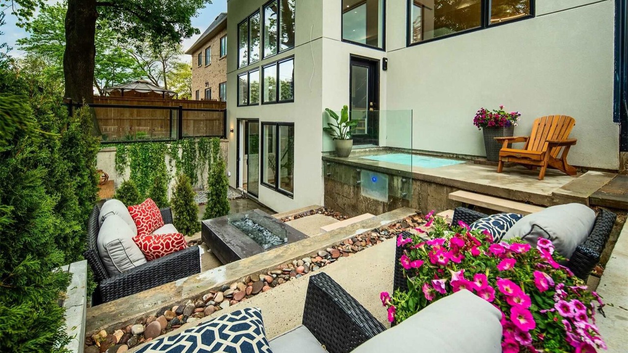 Photo of Patio Balcony in Willowdale