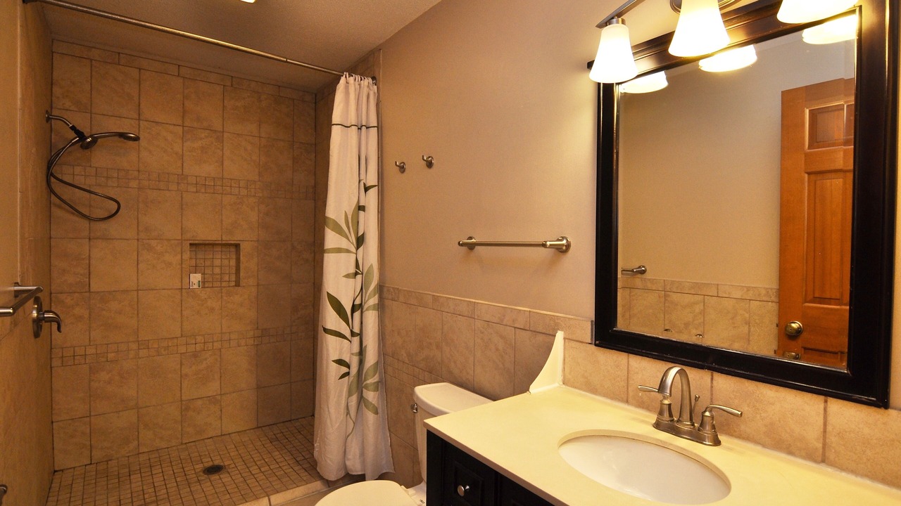 Photo of Bathroom in Glendale