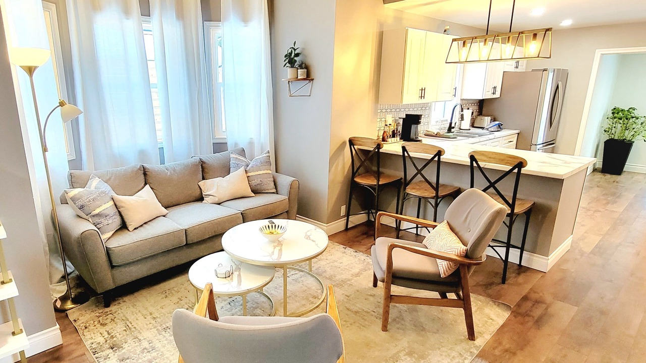 Photo of Livingroom in Huntsville